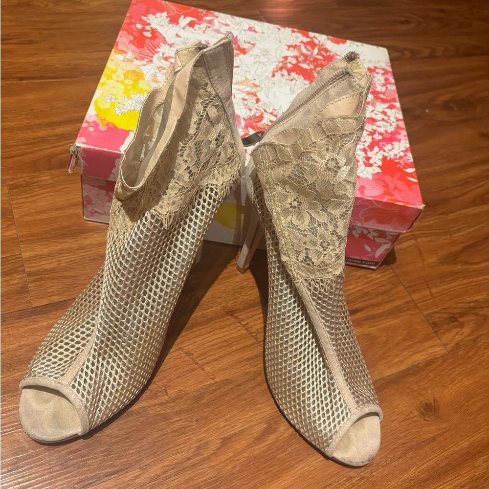 Chinese Laundry High Heels